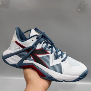 Diadora professional tennis shoes for men